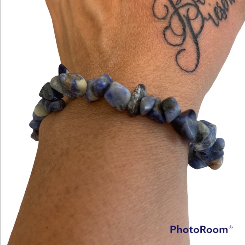 Blue stone bracelet one size